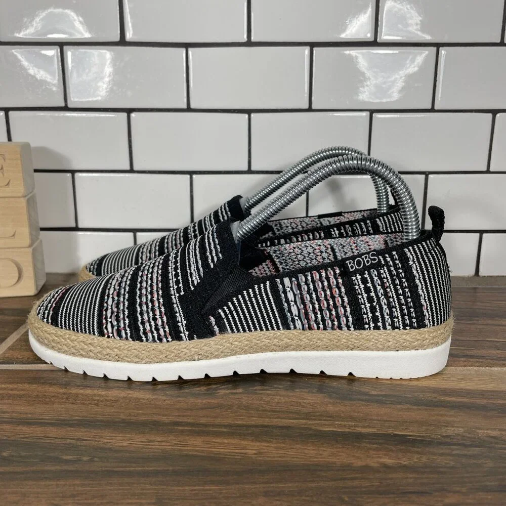 Skechers BOBS Flexpadrille 3.0 Island Muse Shoes Womens 7 Black Multi Slip On